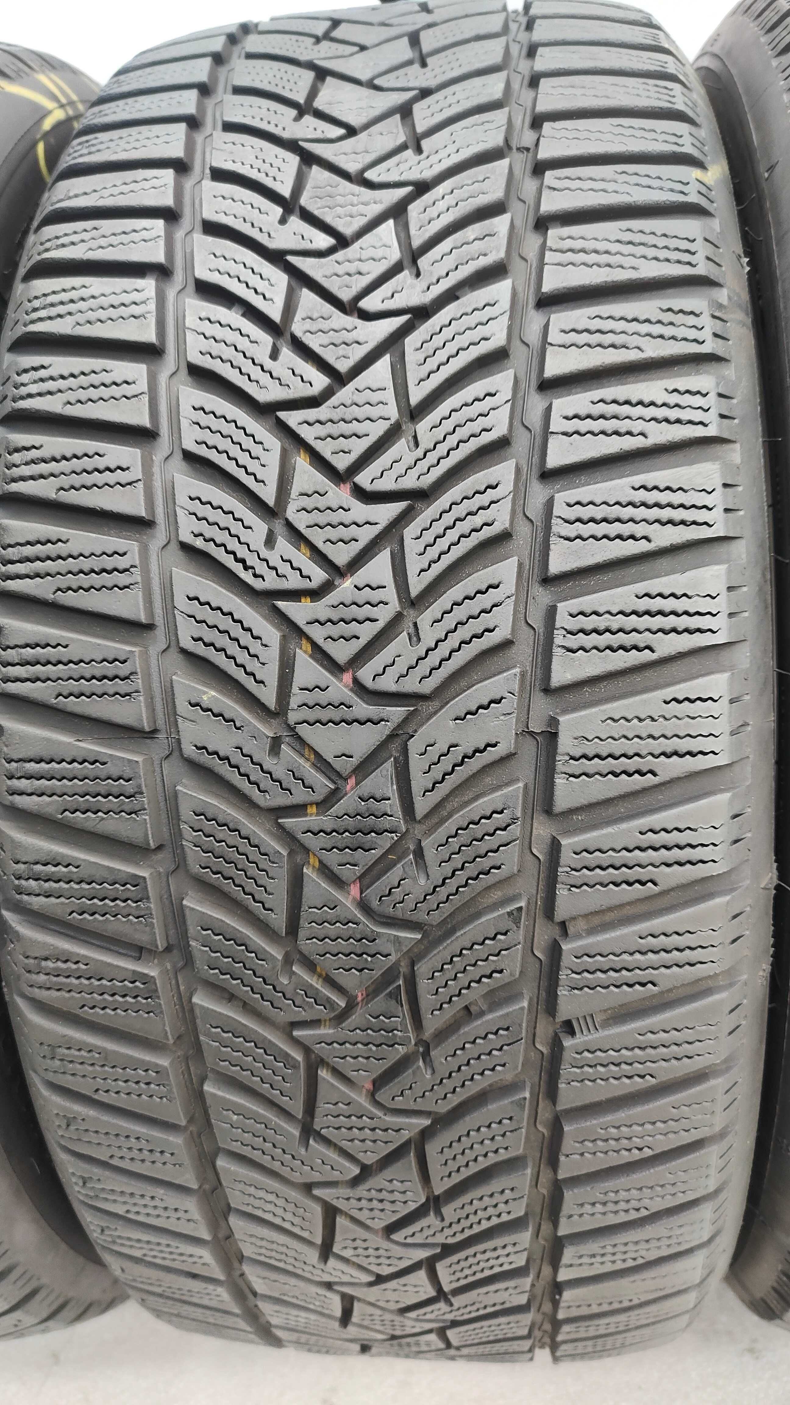 Opony Zimowe 225/45/17 Dunlop 4szt