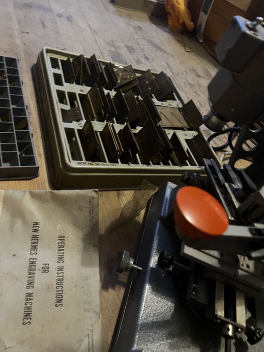 Ручна гравіювальна машина New Hermes Engravo Graph, інструкція+форми