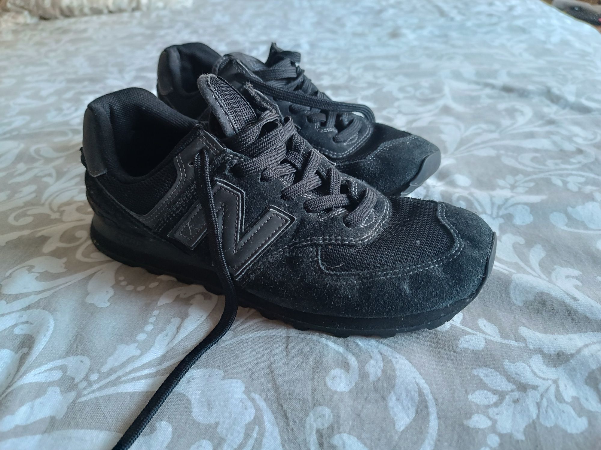 New balance preto