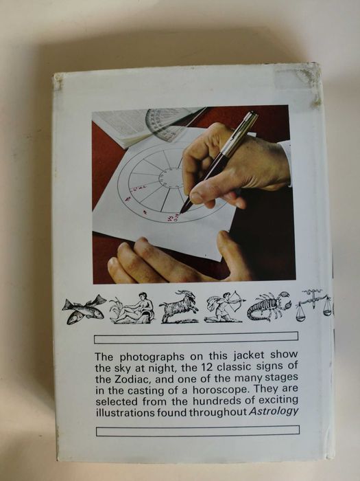 Astrology
de Louis MacNeice