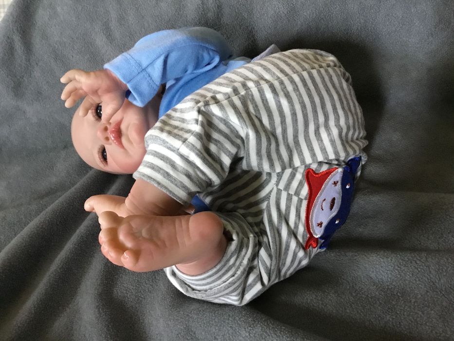 Boneca bebé reborn(artigos novos)