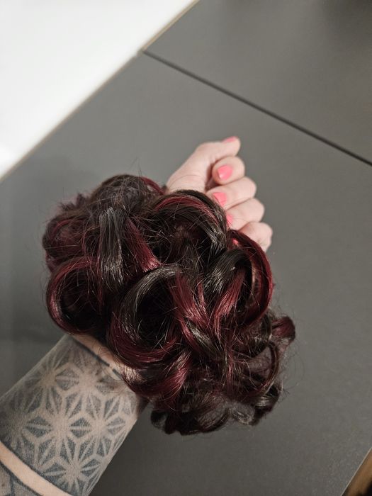 Nowa gumka do włosów Amazon