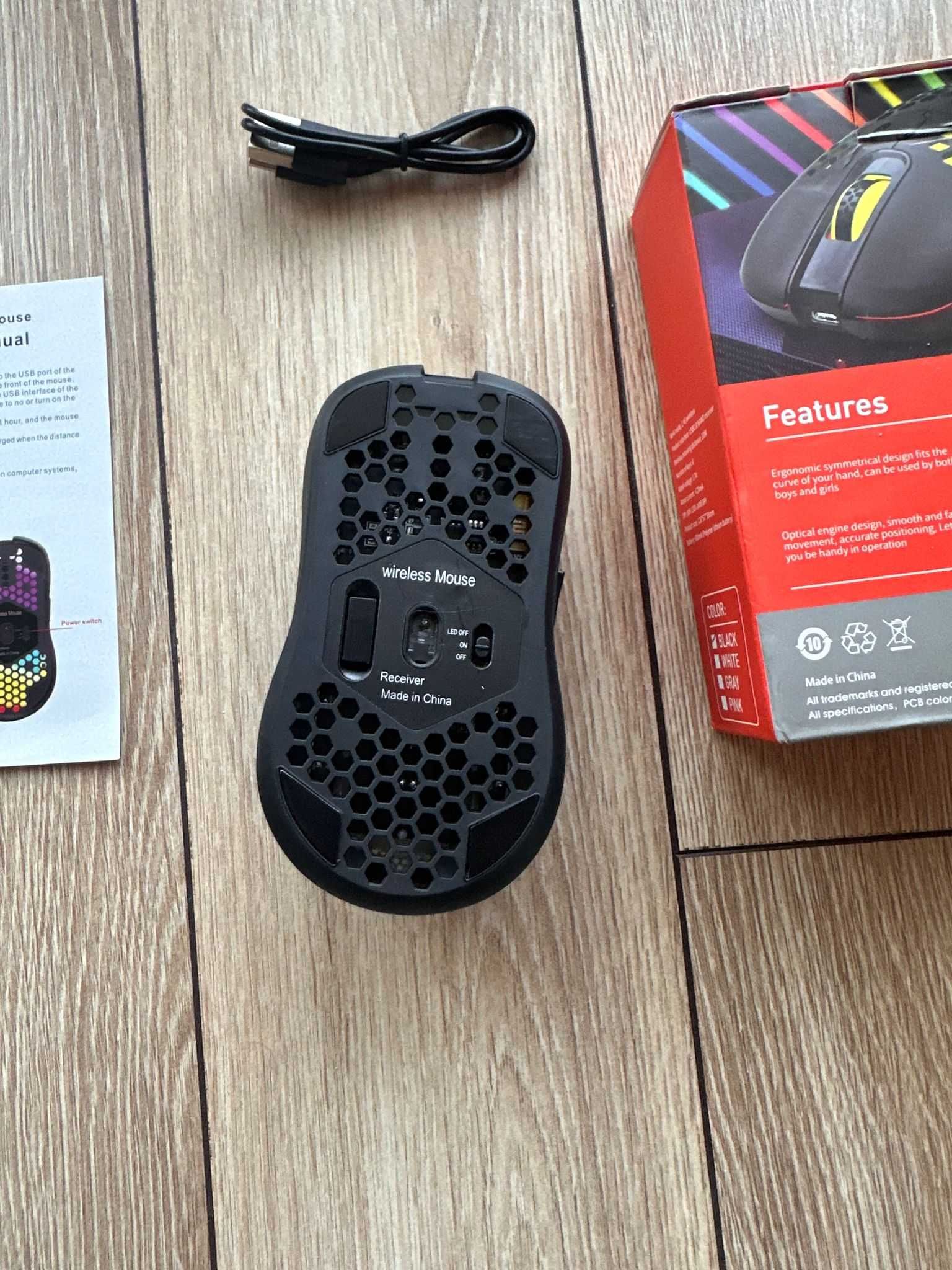 Nowa bezprzewodowa myszka gamingowa RGB dla graczy!