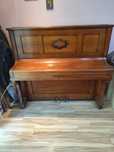 Pianino marki Janowsky