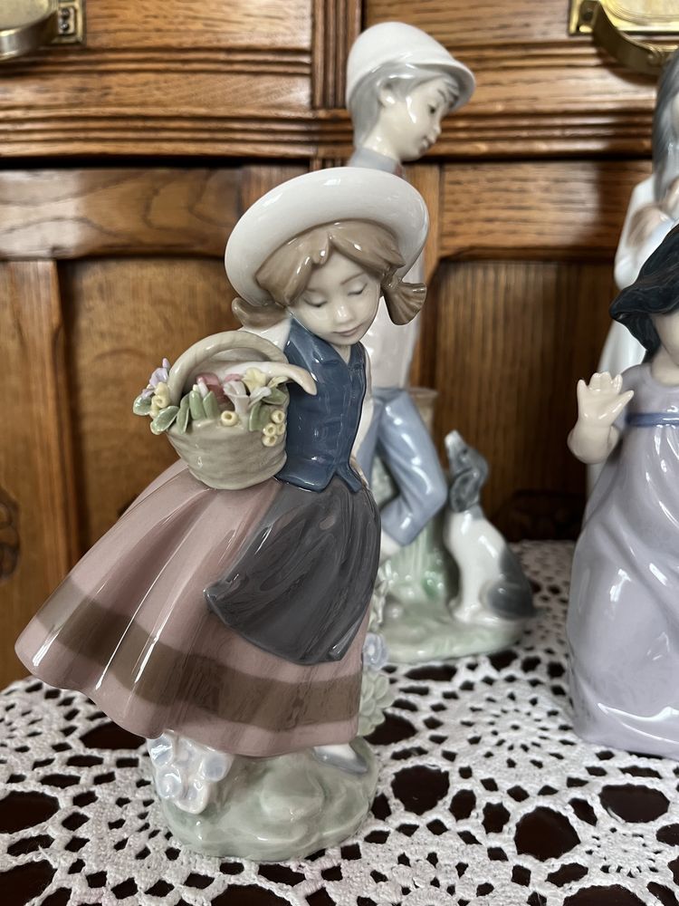 Elegancka Lladro Nao Kolekcjonerska Figurka Porcelanowa Vintage Ozdoba