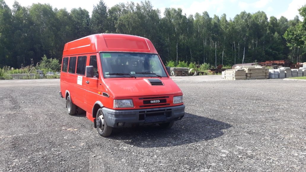 Iveco Daily  Czerwony