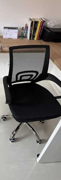 кресло офисное для персонала aero крісло офісне на колесах для дому