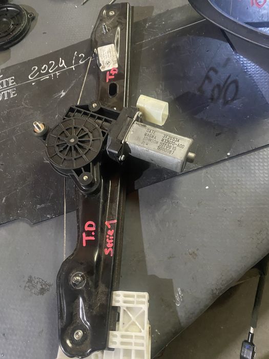 Elevadores tras porta bmw f20