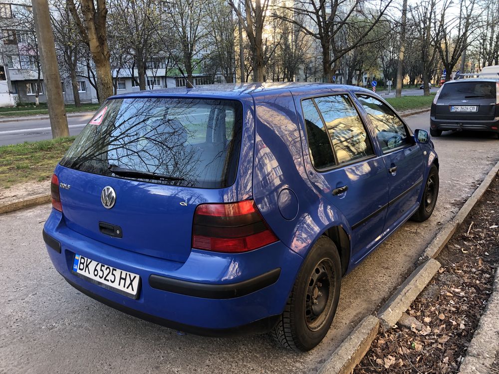 Volkswagen Golf 2001