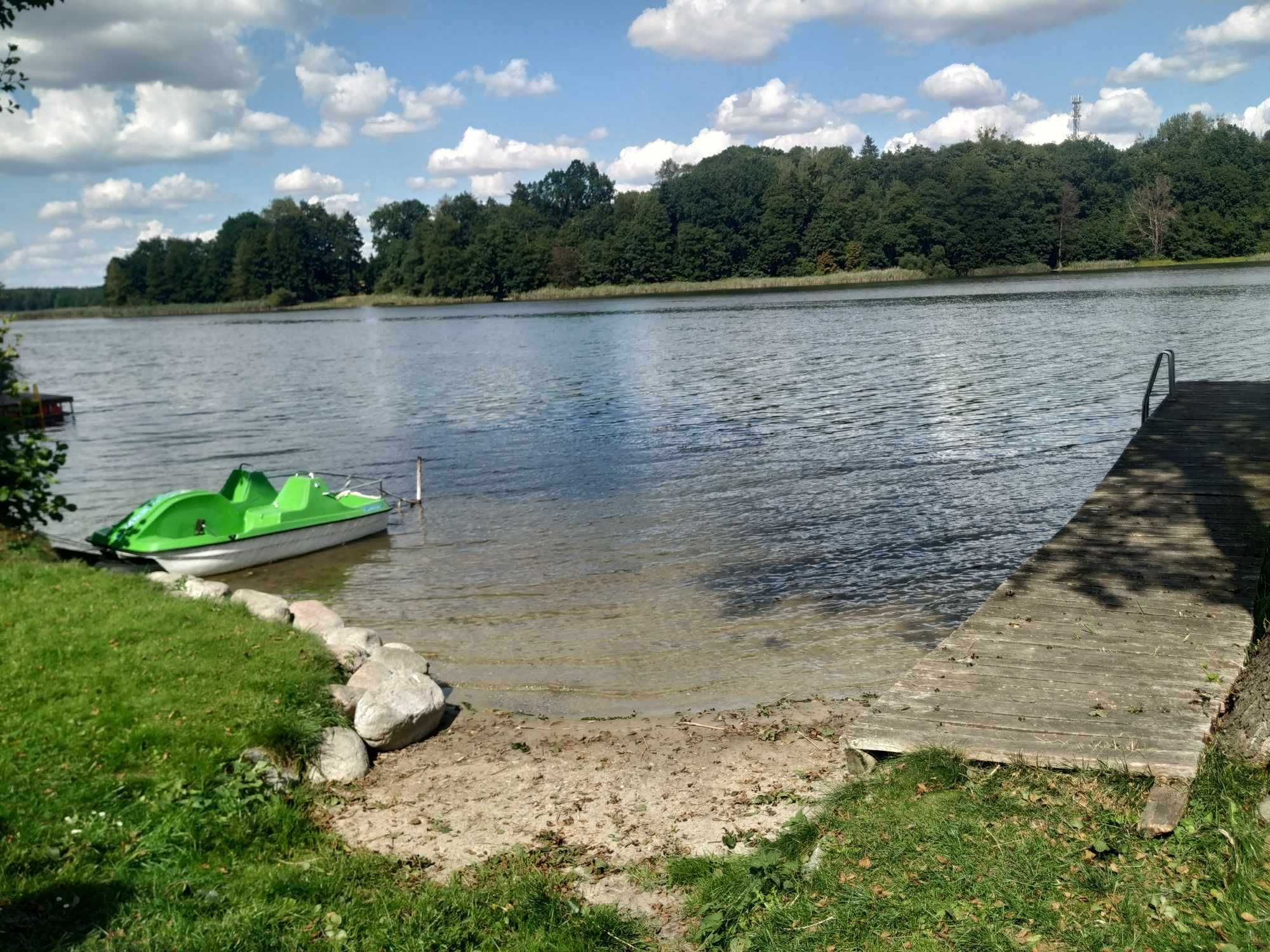 Dom z dojściem do jeziora Hartowiec, plaża, pomost, Wakacje Mazury
