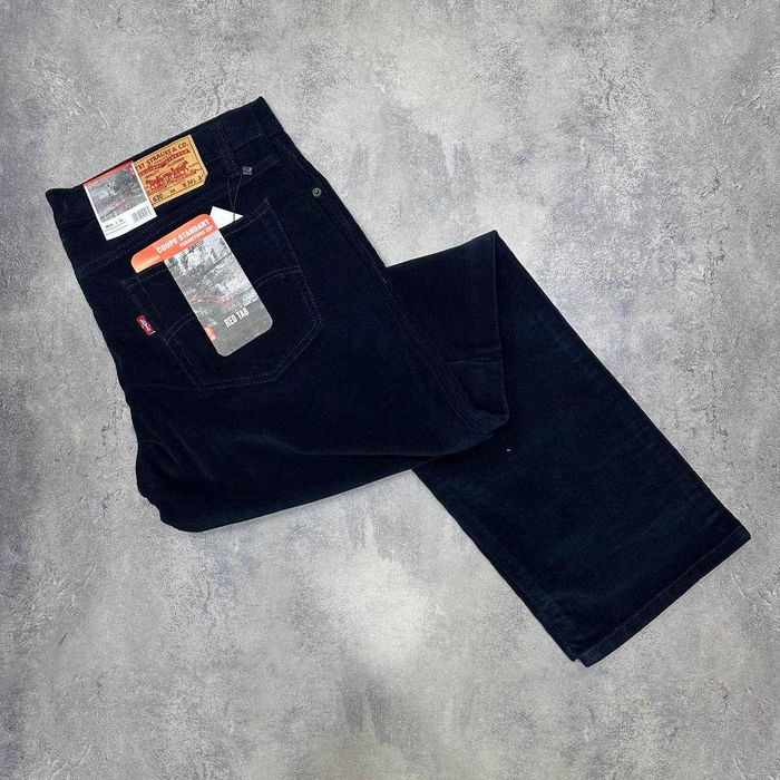 Стильний чоловічий вельвет Levi's(розмір-36)