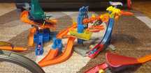 Zestaw torów i samochodzików Hot Wheels