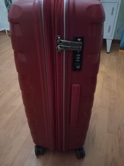 Mala de viagem Roncato grande super resistente