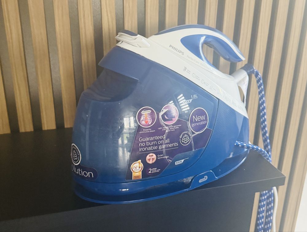 Zelazko z generatorem pary Philips