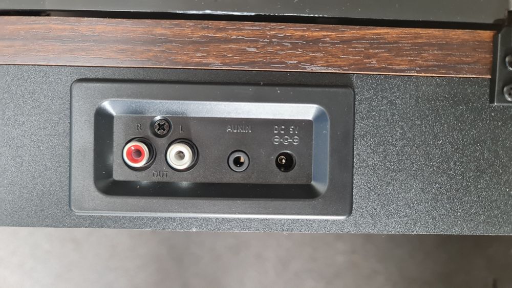 Gramofon winylowy Bescost