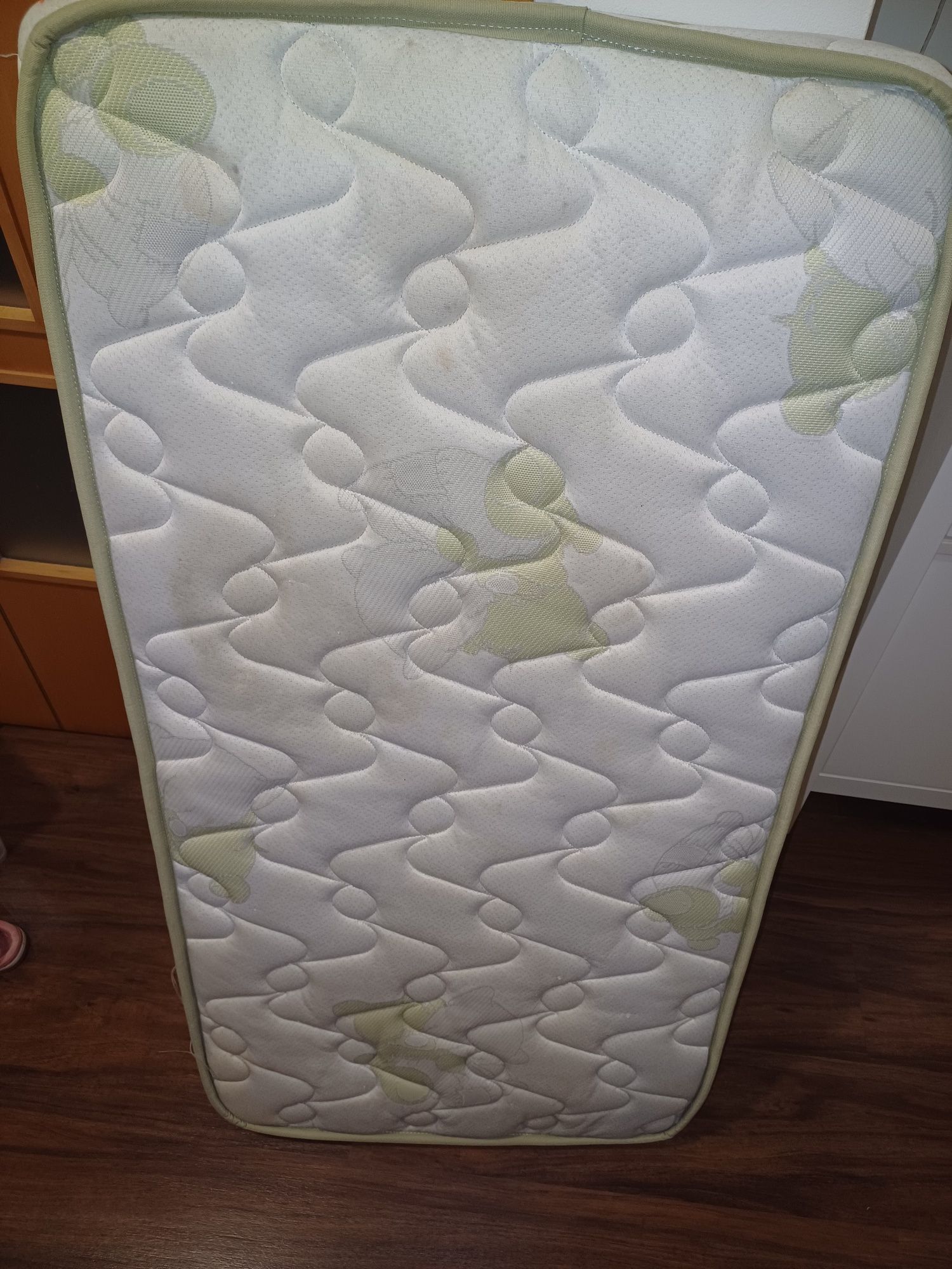 Cama de viagem bebé rosa