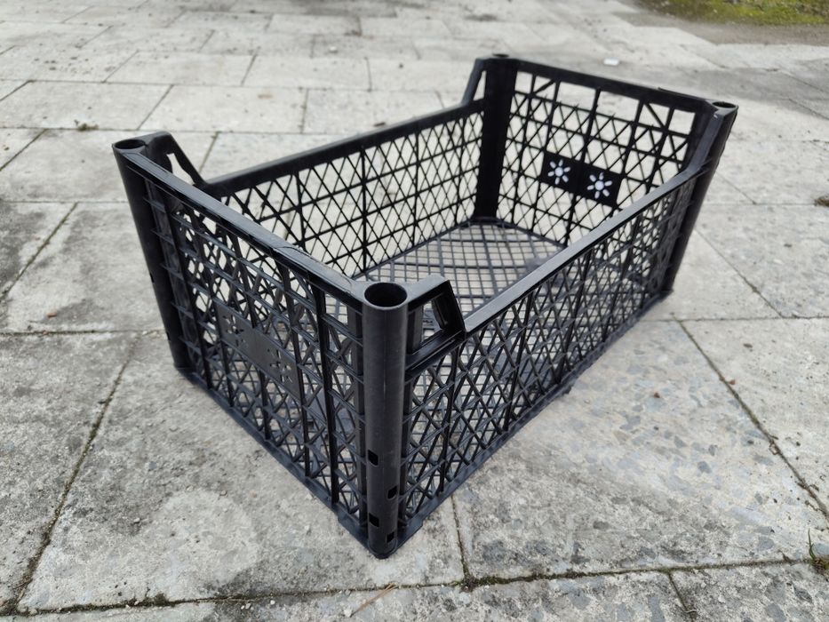 Skrzynki plastikowe