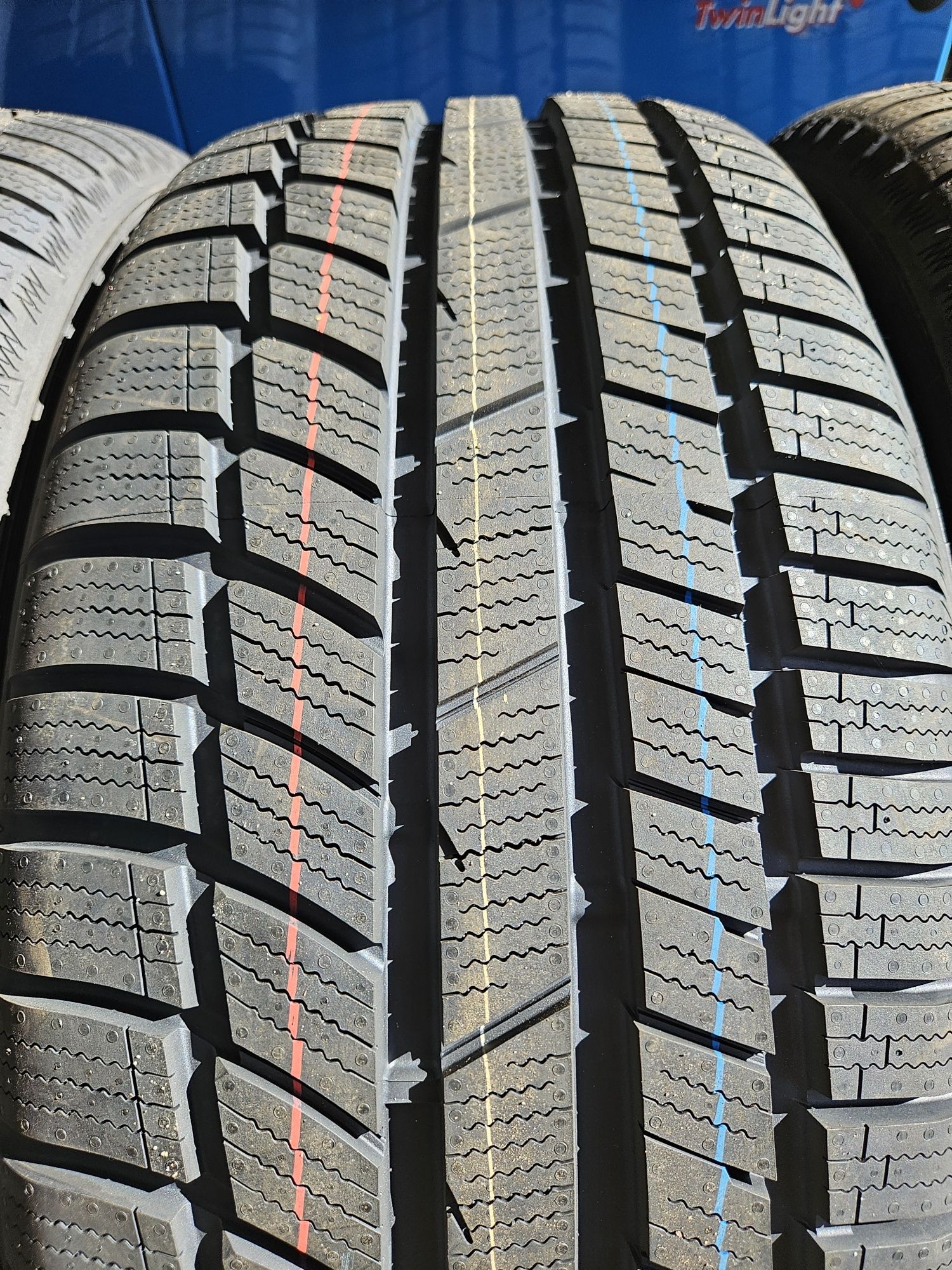 4szt 245/40/20 toyo 100% bieżnika dot2621r