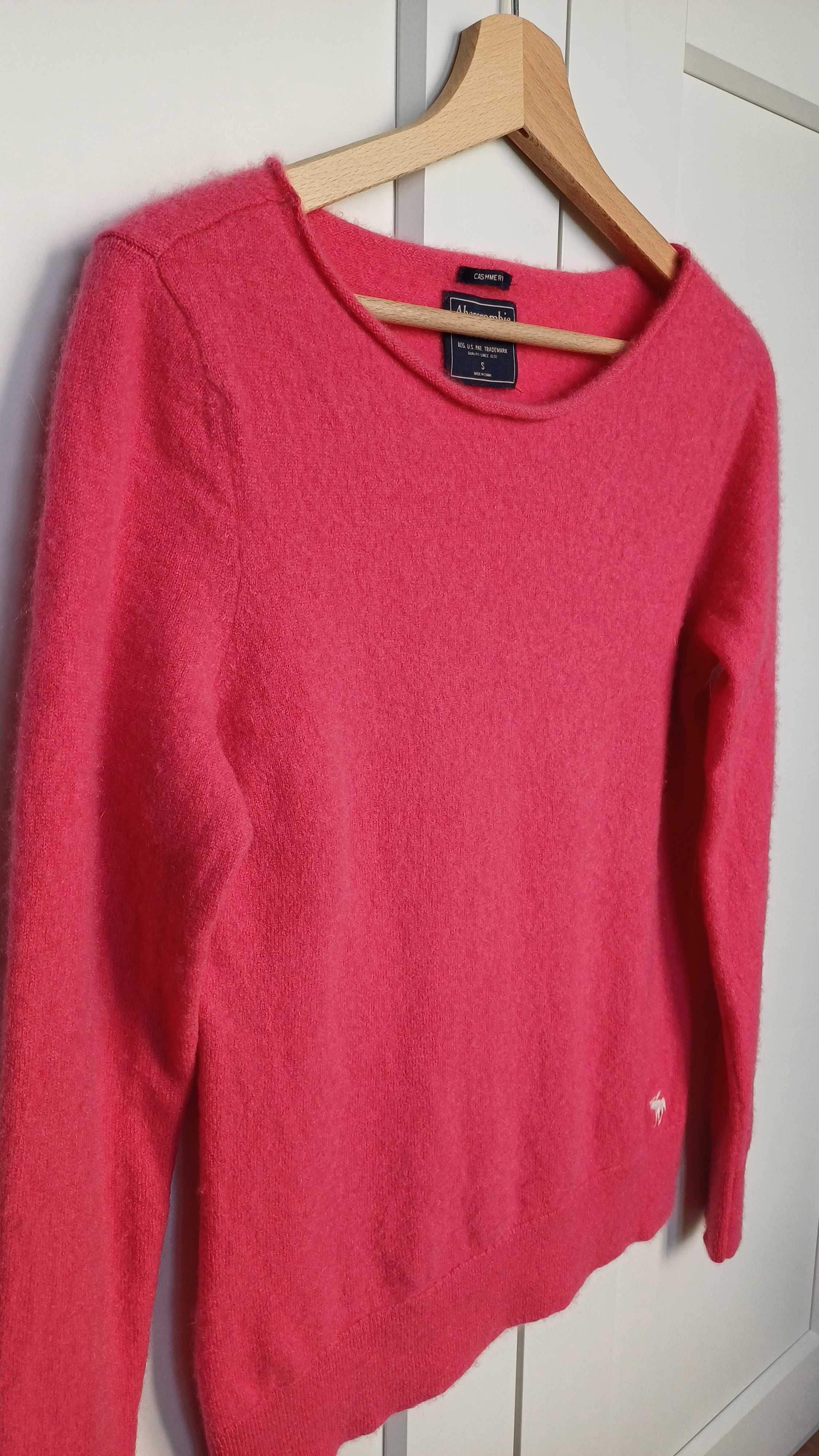 Kaszmirowy sweter Abercrombie & Fitch rozm. S koralowy