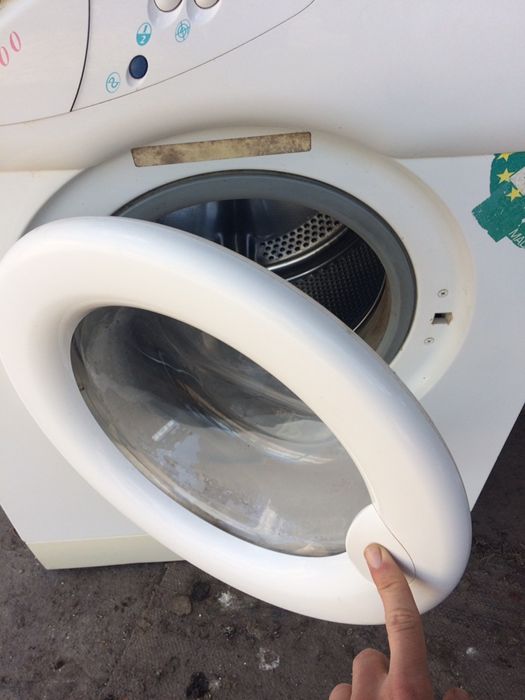 продам пральню машину неробоча
