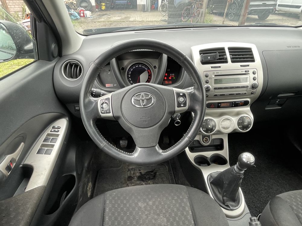 Toyota Urban Cruiser 1.4 D4D 4X4 Napęd Lekko Uszkodzona Transport