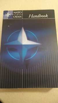 O livro "A NATO"
