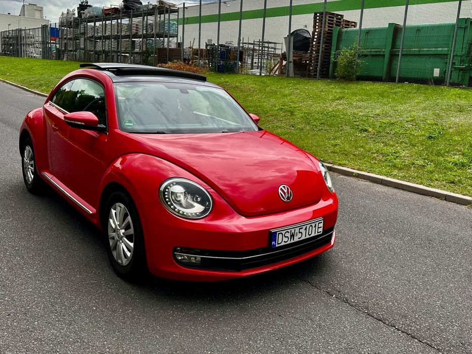 Volkswagen Beetle 2.0 TDI * 140 koni * manualna skrzynia biegów * xenon * panorama dach