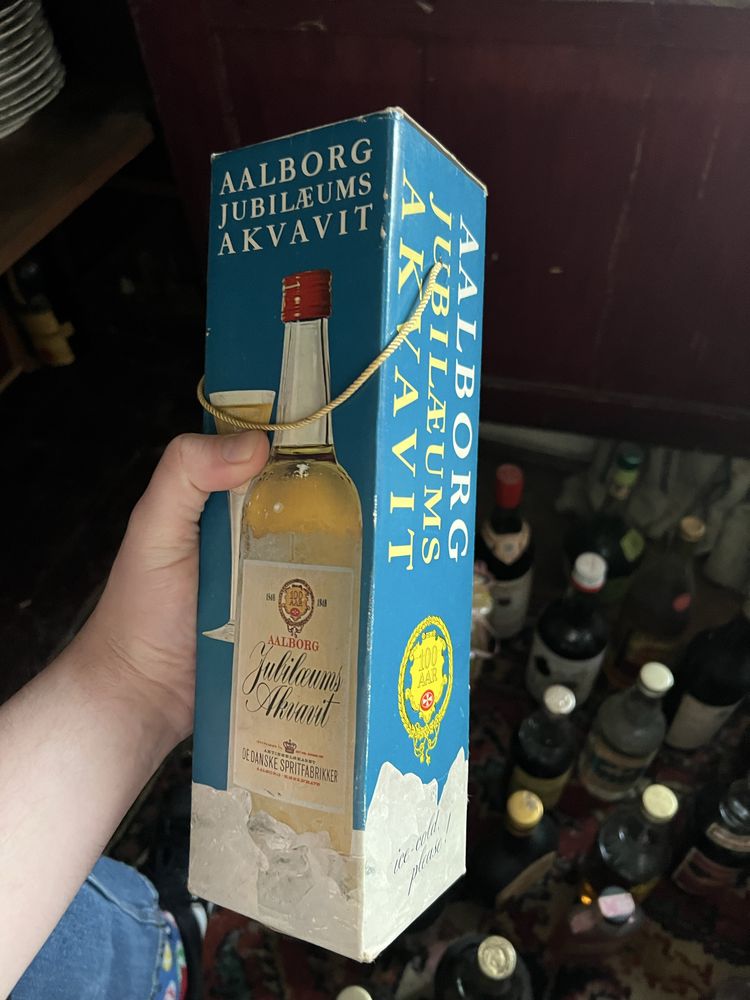 Aalborg Akvavit Jubileum 1846_1946 butelka kolekcjonerska