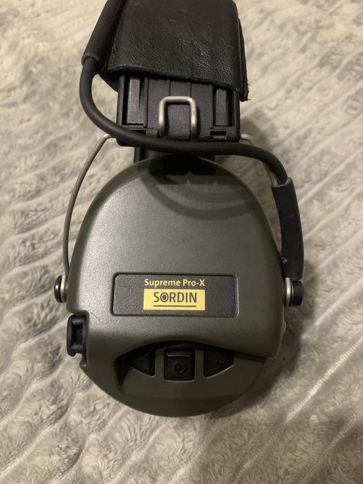 Активні навушники,не були у використанні.