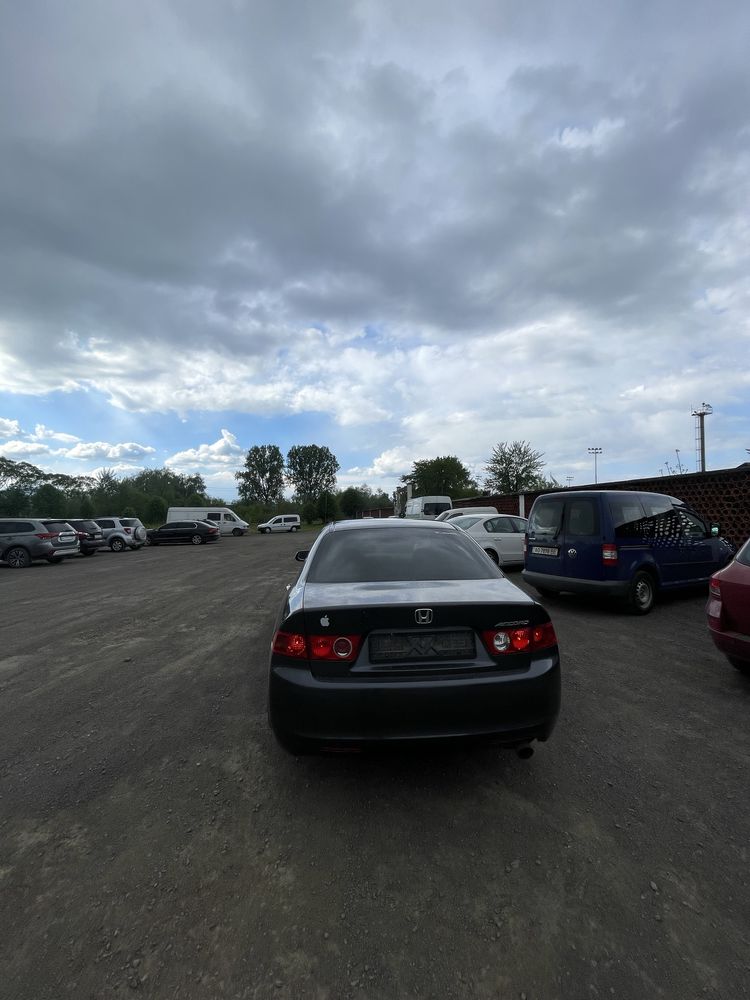 Продаю Honda accord 7