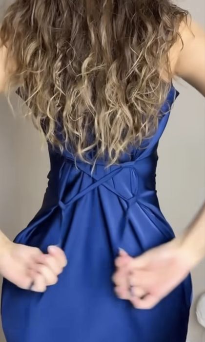 Сукня вечірня.