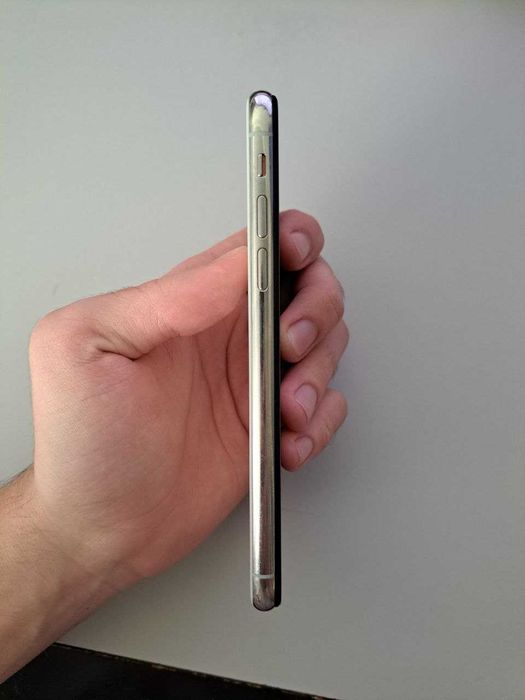 iPhone X 64GB Neverlock Silver (90% АКБ)