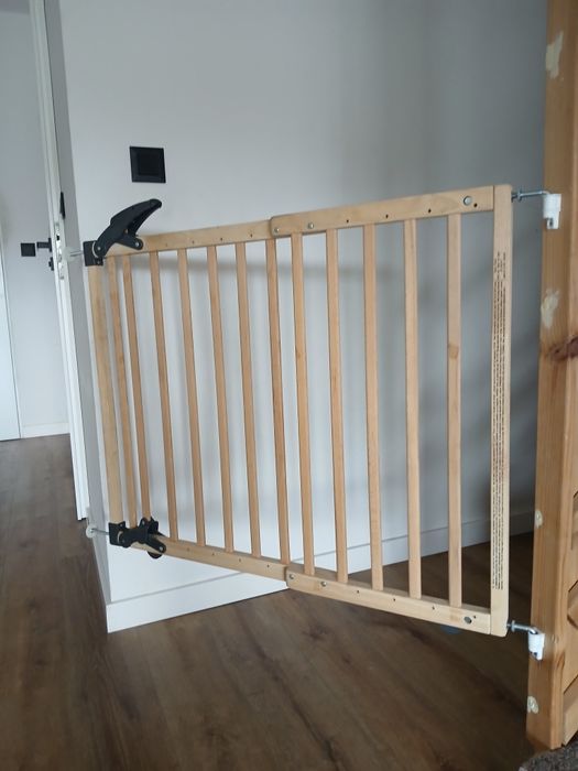 Barierka zabezpieczająca- Castorama Radex Nina 68 -102 cm drewno