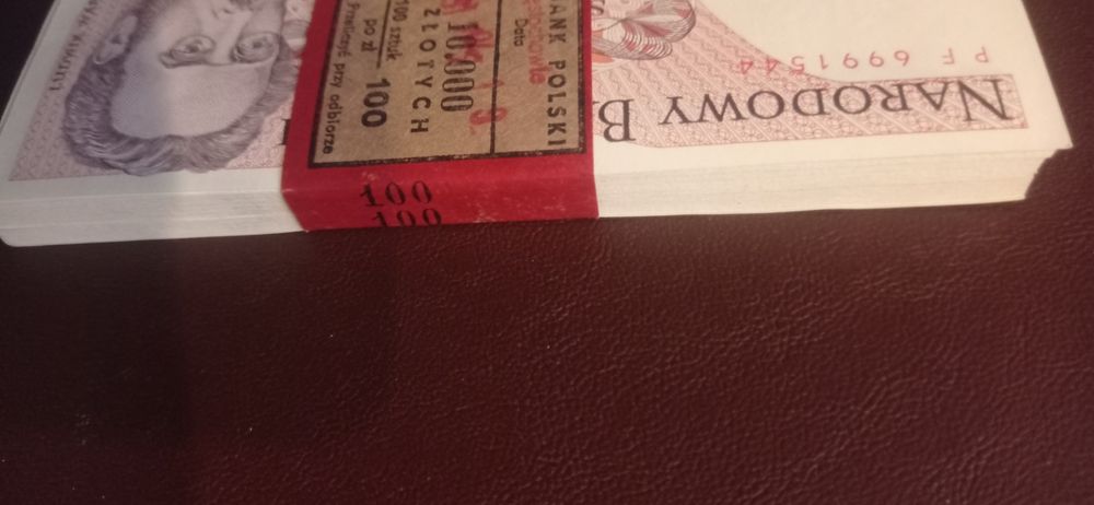 Paczka bankowa banknotów 100zł