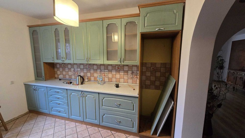 Kuchnia w zabudowie ze sprzętem