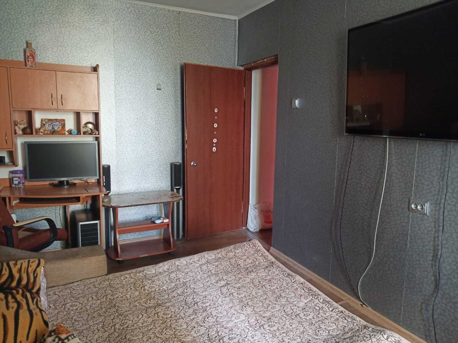Продам 2 комнатную квартиру, Одесская, Зерновая, высотка