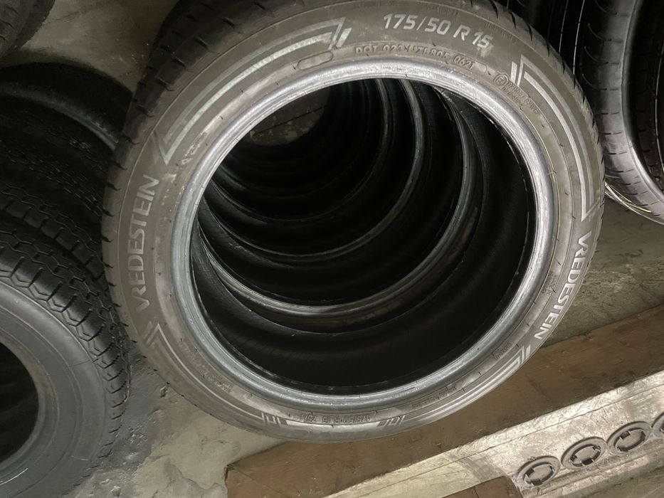 Pneus semi-novos 175/50/15