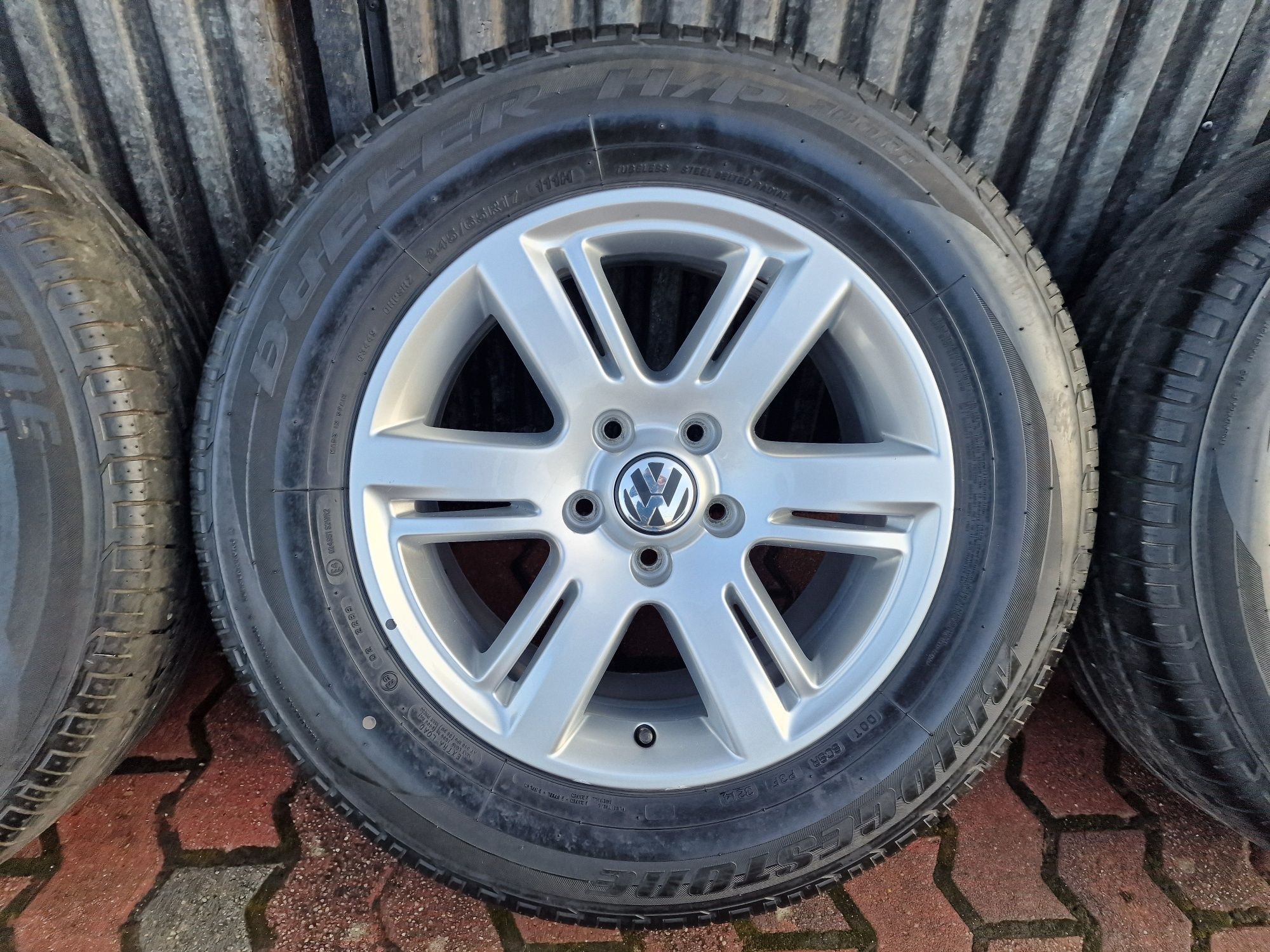 Felgi z oponami 245/65R17 VW Amarok 5x120 T5 T6 MULTIVAN CARAVELLE