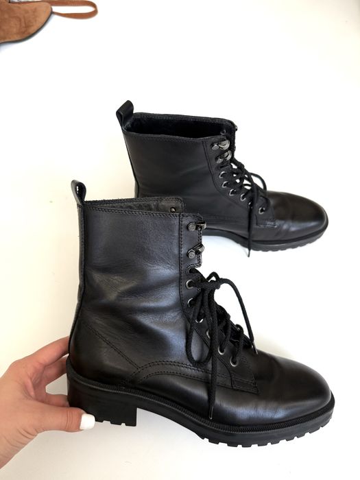 Черевики з натуральної шкіри Massimo Dutti