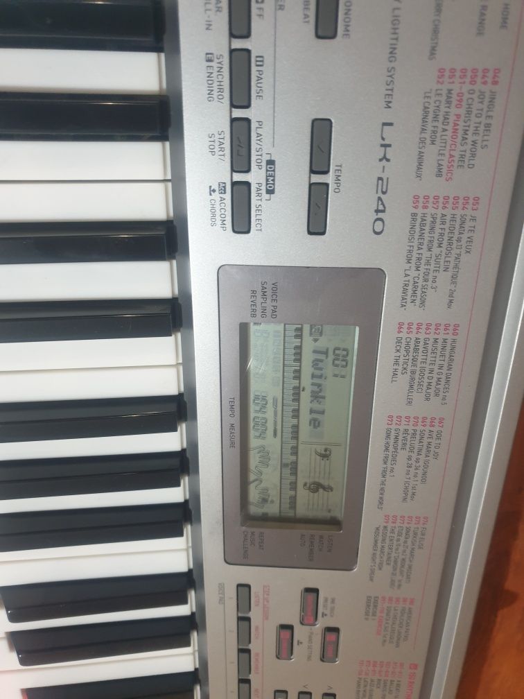 Dynamika casio podświetlany keyboard  do nauki szkoły muzycznej lk 240