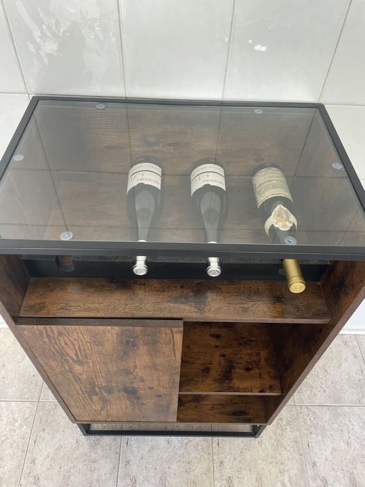 Garrafeira estilo rústico