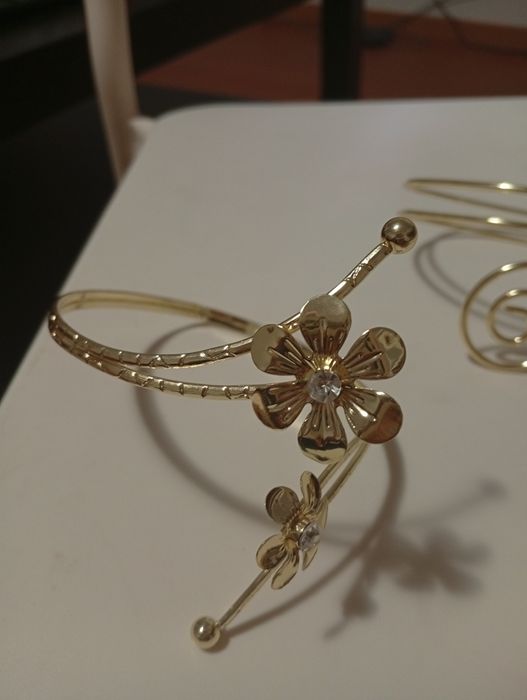 5 pulseiras/braçadeiras douradas bijuterias