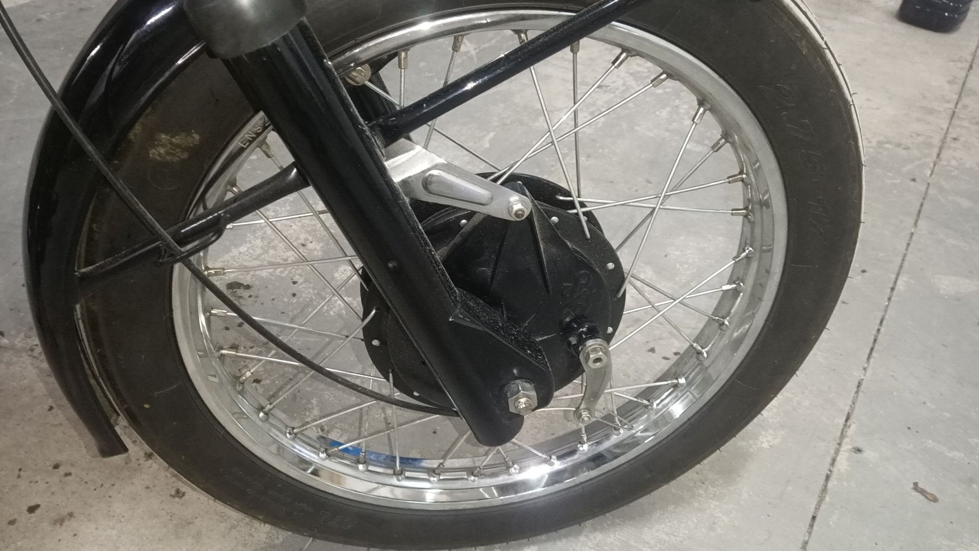 Sachs Fuego preta