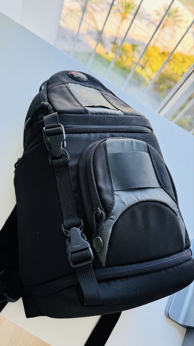 Mala Lowepro SLINGSHOT AW100
