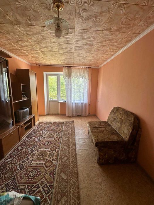 Продам 1 комнтную квартиру на Выборгской Аудиторной 28в Днепр