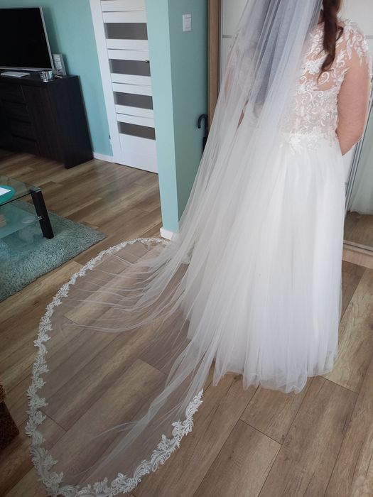 Welon ślubny 250 cm.