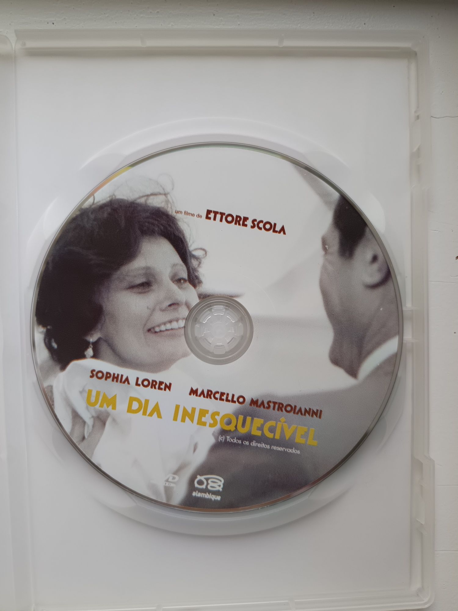DVD um dia inesquecível - Sophia loren