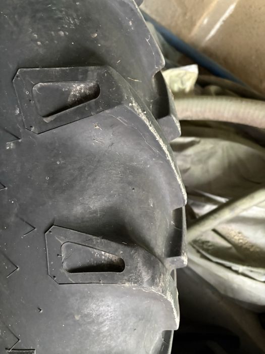 Komplet waski kol 250/85r28 (9,5) 9,5r42 opony