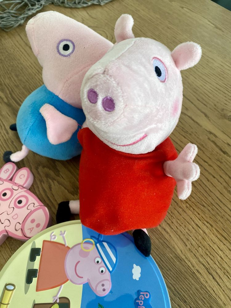 Pluszaki Peppa i George + drewniane puzzle