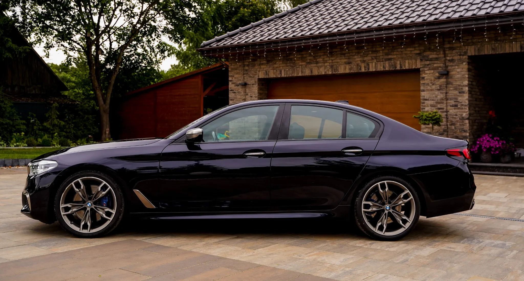 BMW Seria 5 BMW M550i xDrive ładny egzemplarz!